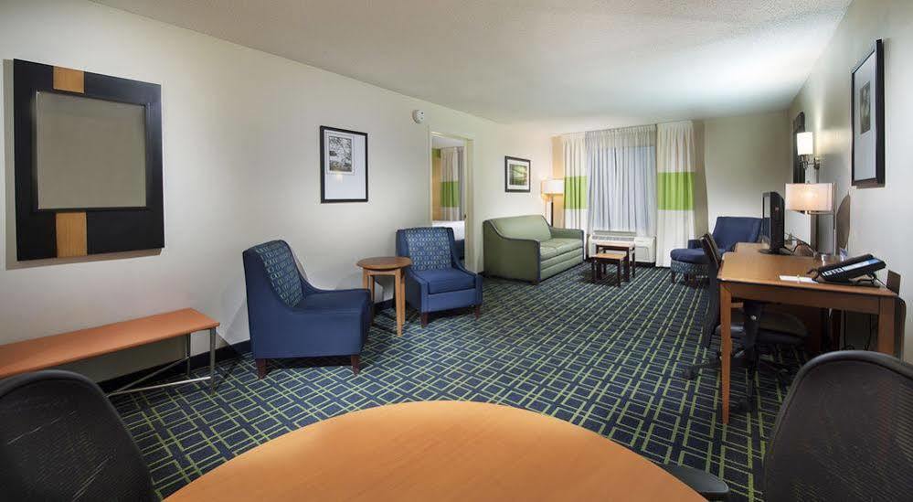 Fairfield Inn & Suites By Marriott Charleston Airport/Convention Center North Charleston Dış mekan fotoğraf